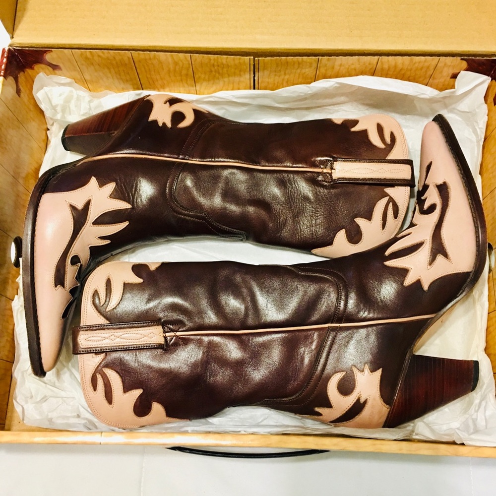 Charlie1Horse Brown & Pink Womens Boots Sz 6.5